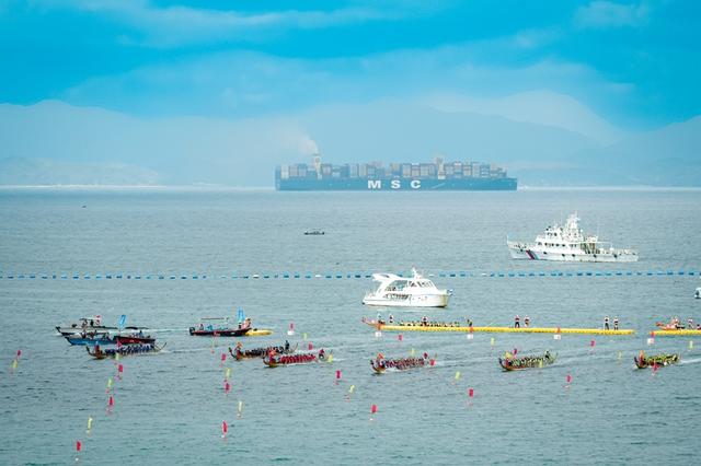 2023粤港澳年夜湾区（深圳北澳）海上龙船赛开赛-2.jpg