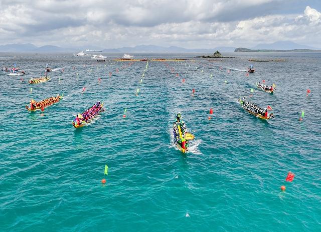 2023粤港澳年夜湾区（深圳北澳）海上龙船赛开赛-9.jpg