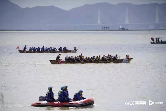 海上龙船再现珠海金湾，女子齐上阵怯夺第一-2.jpg