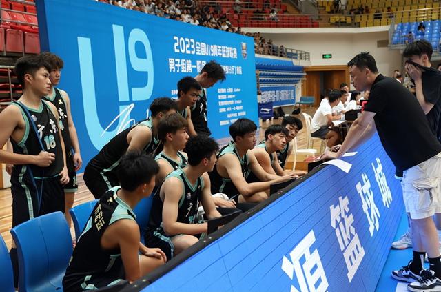 U19广东87-81胜四川，险象环死当中，锋线单子星“开璧”救主-1.jpg