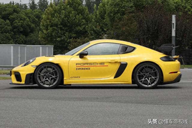 新车｜新款保时捷718 Cayman GT4 RS经由过程国6b，现款157.8万元起-2.jpg