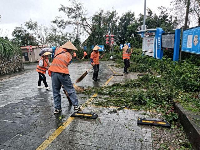 台风“苏推”昔日清晨登岸广东珠海，齐市高低分秒必争，有序规复！-25.jpg