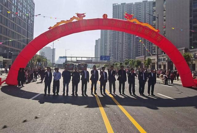 江门那两条市政路通车，无望改进周边交通拥堵-1.jpg