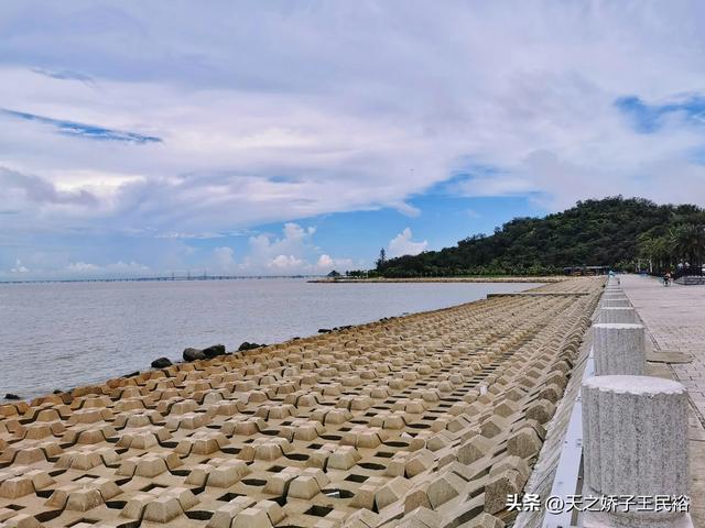 珠海 使人沉醉的沐日光阴 风景旖旎家狸岛 正在“日月贝”拍婚纱的新人-8.jpg