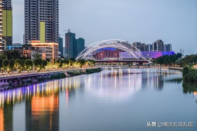 错位化都会定位让广东江门市赢麻了，基建狂魔江门市都会开展格式-2.jpg