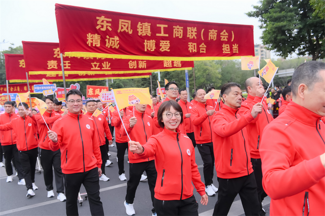 齐心奋进百万万，勤奋缔造新东凤！东凤镇参与中山慈悲万人止巡游举动-6.jpg