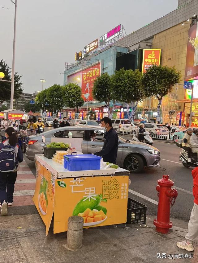 广东江门市的好食街正在那里-3.jpg